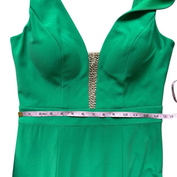 Xscape emerald green sleeveless full maxi length dress size 8 illusion neckline - Picture 11 of 11